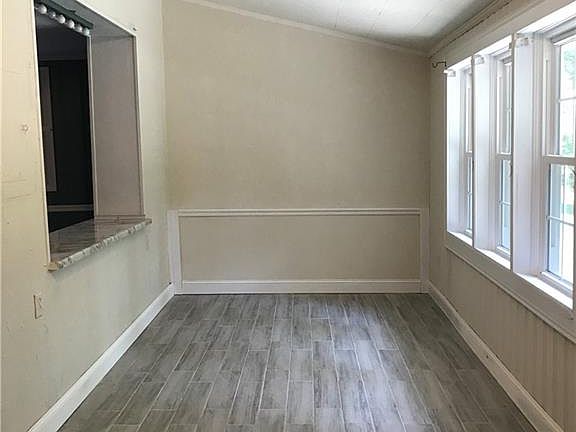 2nd image of 2719 22nd St