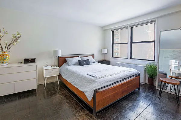 Sold by Compass | media 15