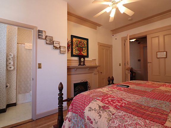 5th image of 83 Longwood Ave Room 2