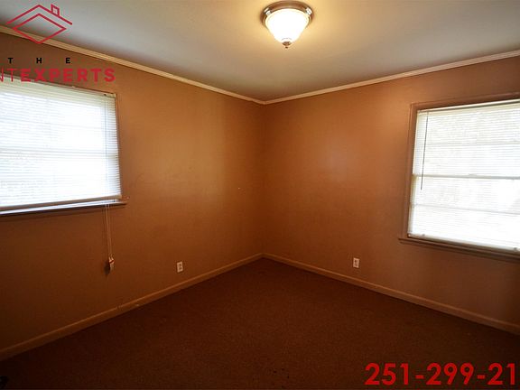 3rd image of 3164 N Wyoming Dr