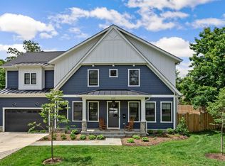 228 Manvell Rd SE, Vienna, VA 22180