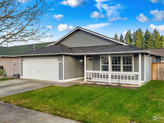 5th image of 19231 45th Drive NE