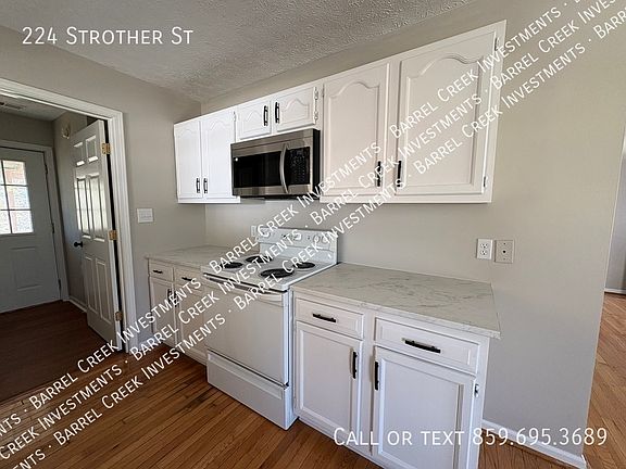4th image of 224 Strother St