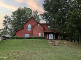 8992 Lake Flora Dr, Lauderdale, MS 39335