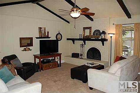 4th image of 2209 Mountainview Dr