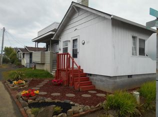 217 S 2nd Ave, Rockaway Beach, OR 97136