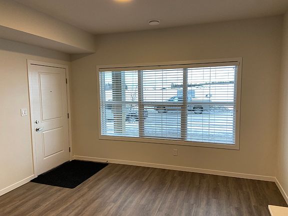 3rd image of 423 Boreal Dr