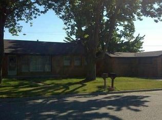 349 E Saginaw St, Au Gres, MI 48703