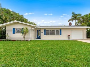 5210 Pocatella Ct, Cape Coral, FL 33904