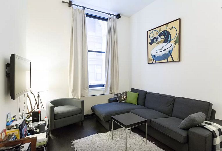 1st image of 150 Nassau St APT 3A