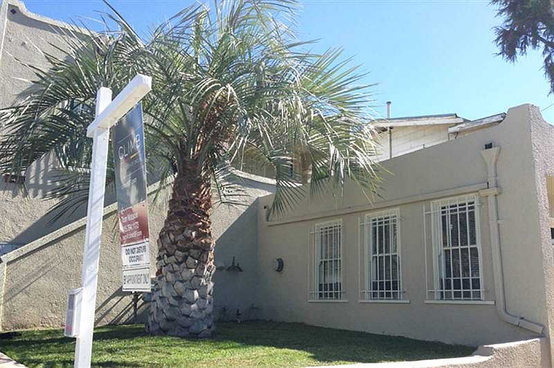 2nd image of 4430 Macarthur Blvd