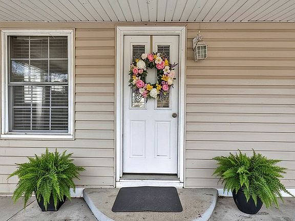 5th image of 1319 5th St