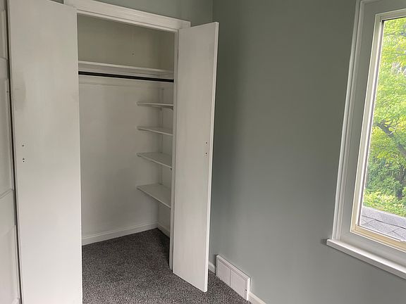 5th image of 464 Avon Way