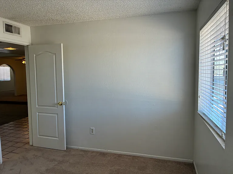 5915 W Tierra Buena Ln — Photo 22