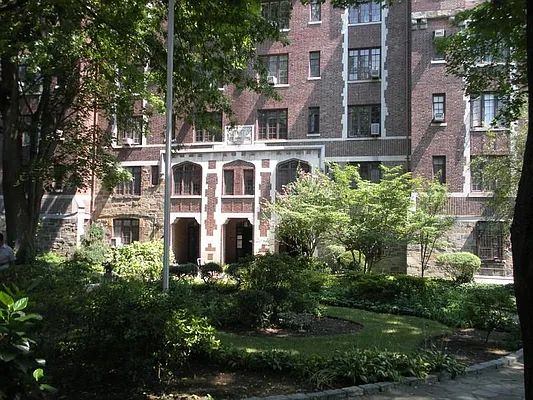 Sold by SBNY RE | media 39