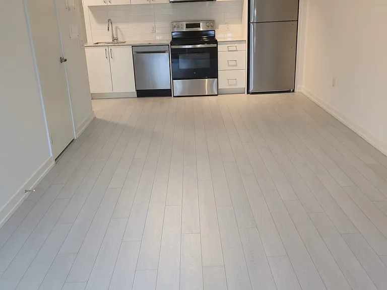 4010 Eglinton Ave W #303 — Photo 3