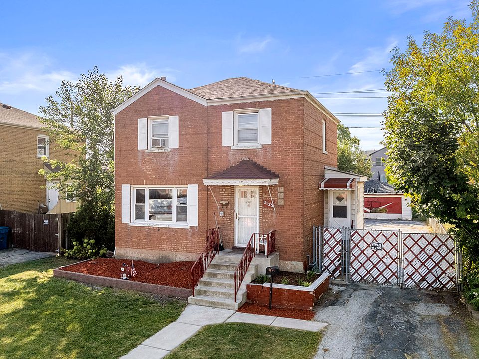 1st image of 3132 Ernst St