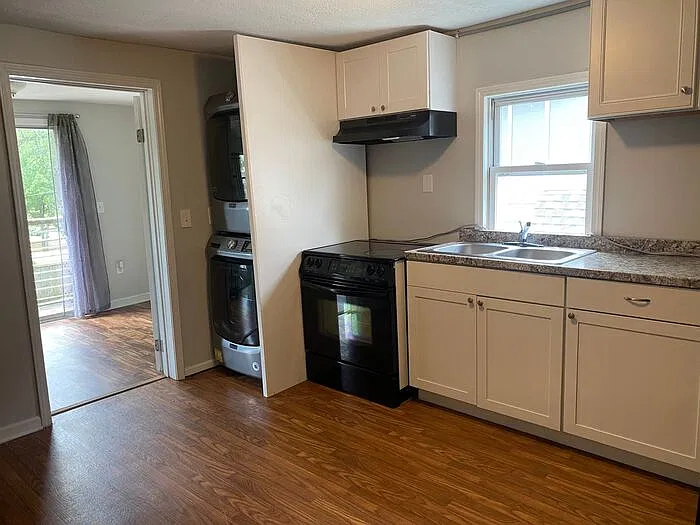 1 bed, 1.0 bath, 510 sqft, $1,295 — Photo 2