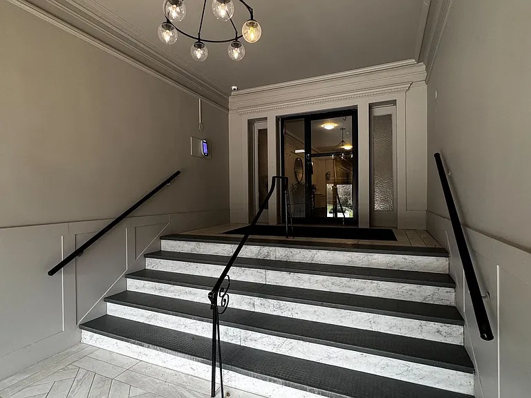47 Union — Photo 2