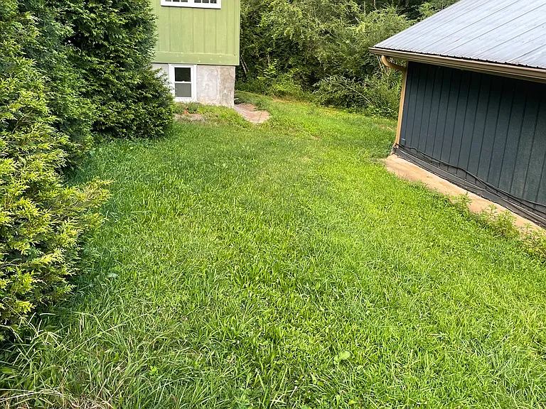 723 Bridge Creek Rd — Photo 7