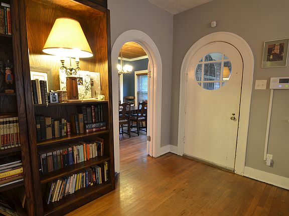 rounded doors/original pulls