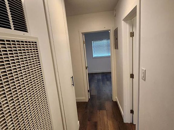 5th image of 1540 S Orange Grove Ave #4