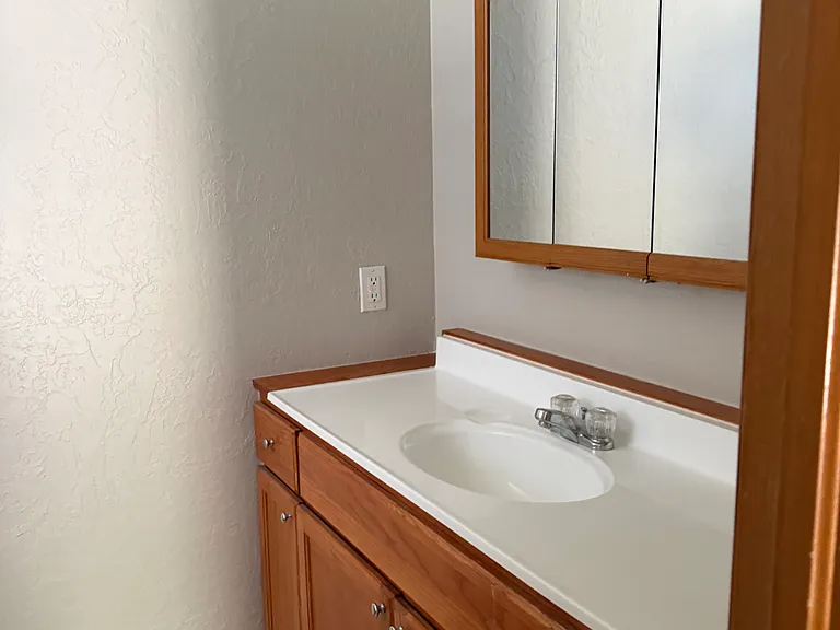 1401 NW Dearborn Ave #A — Photo 10