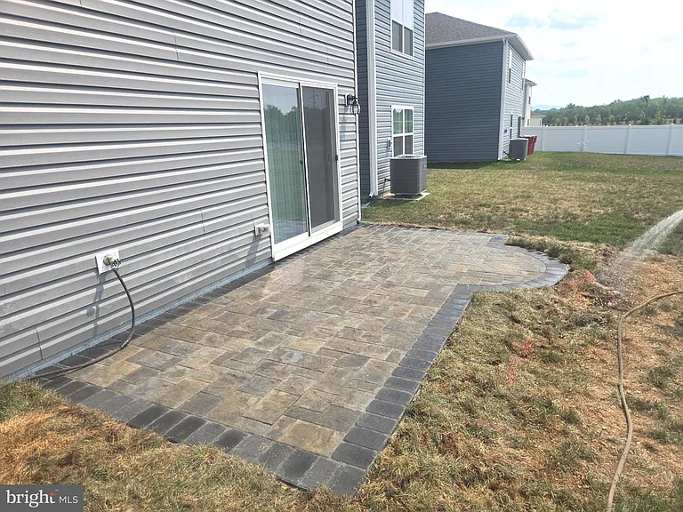 111 Charing Cross Dr — Photo 2