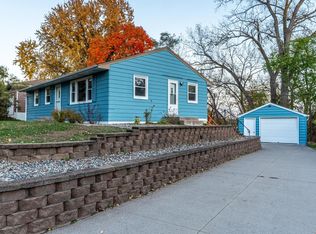1740 Onacrest Curv, Saint Paul, MN 55117