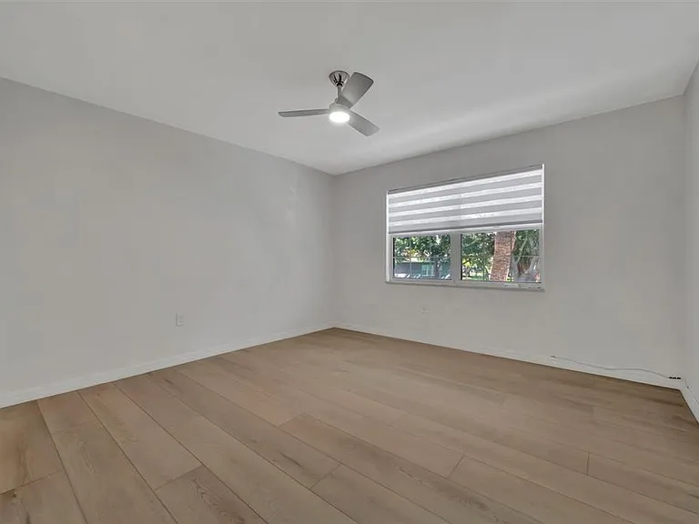 650 Pinellas Point Dr S #216 — Photo 18