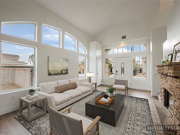 3rd image of 917 Corsica Ln