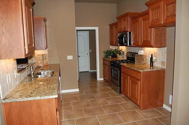 2nd image of 1299 Creekside Dr