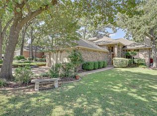 6018 Paradise Dr, Arlington, TX 76001