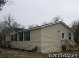 418 SW Texas Ln, Fort White, FL 32038