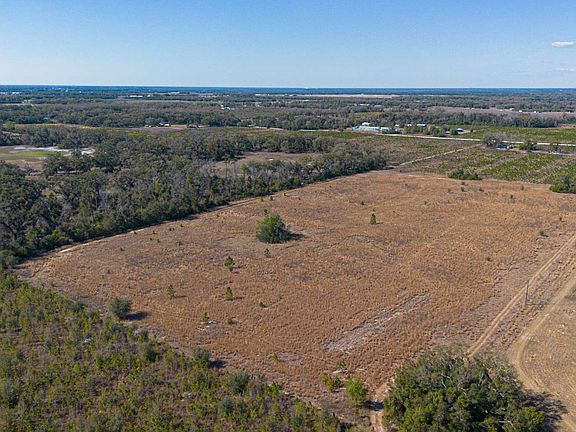 5th image of 2 SE Walter Henderson Rd