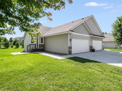 10747 Knollwood Ln, Woodbury, MN, 55129