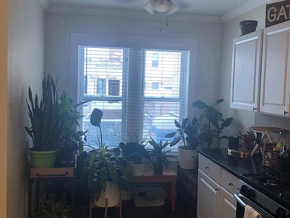 2nd image of 2131 W Giddings St #518b6atpv