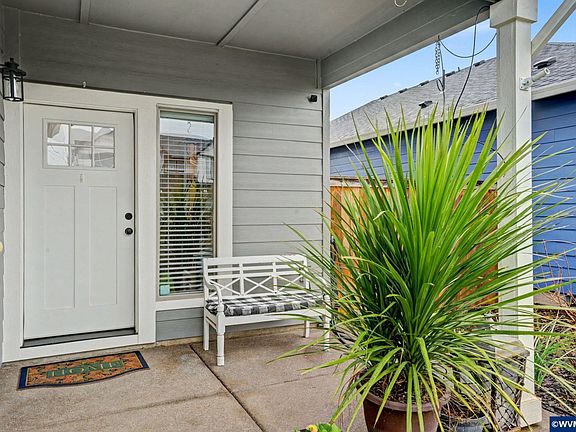 4th image of 1491 Foxglove St