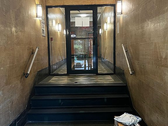 3rd image of 270 Harrison Ave APT 109