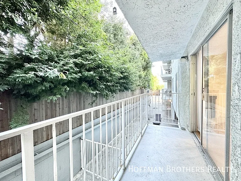 1515 S Beverly Dr #305 — Photo 6