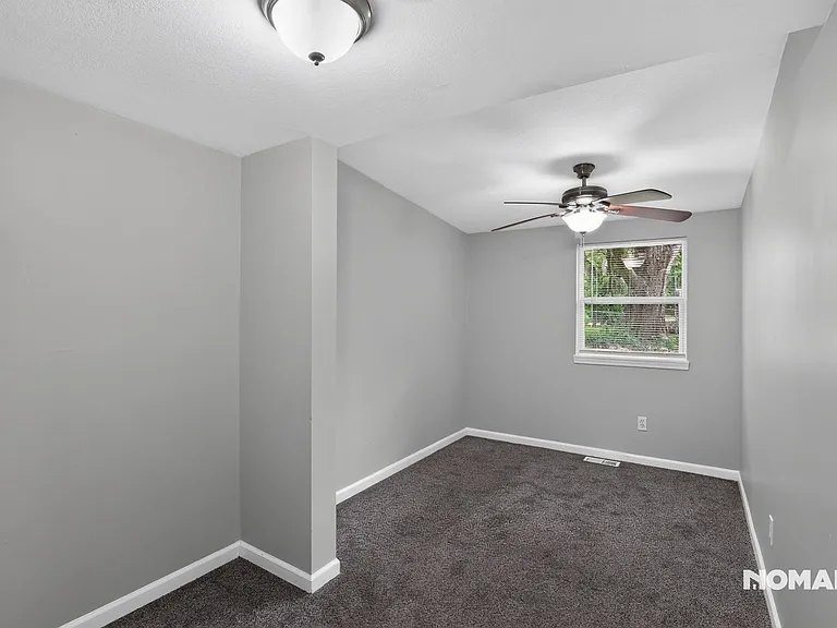 420 E Aberdeen St — Photo 19