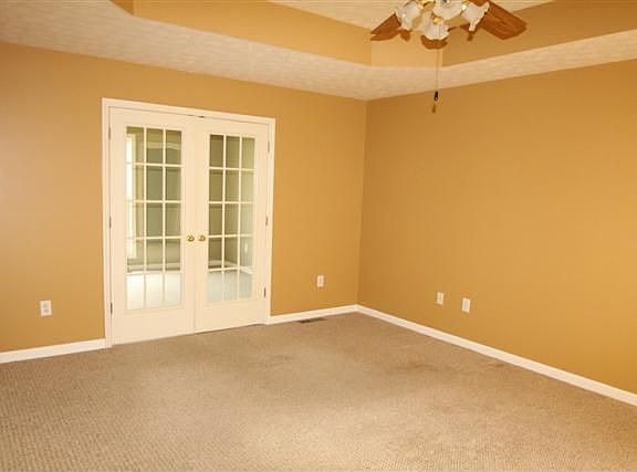 5th image of 166 Tyler Dr