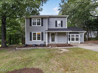 102 Greenwood Cir, Smithfield, NC 27577