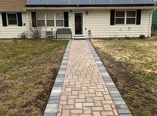 5 Ferndale Rd, Wayne, NJ 07470