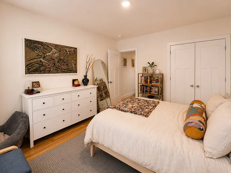 719 Union St #2 — Photo 8
