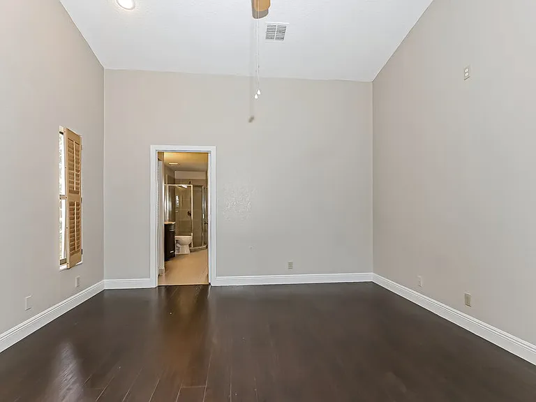 13555 Exotica Ln — Photo 8