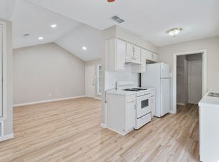 10503 Little Pebble Dr #B, Austin, TX 78758