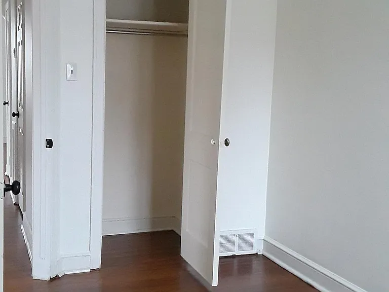 3405 Brunswick Ave — Photo 18
