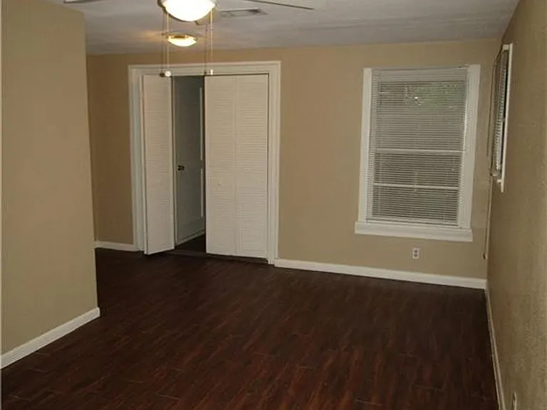 3715 Hollywood Ave — Photo 19