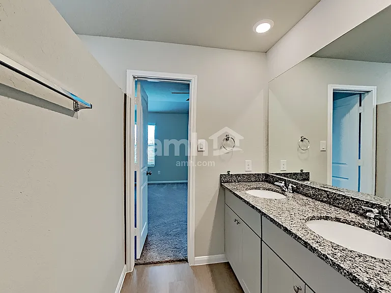 2709 Iberia Ct — Photo 10